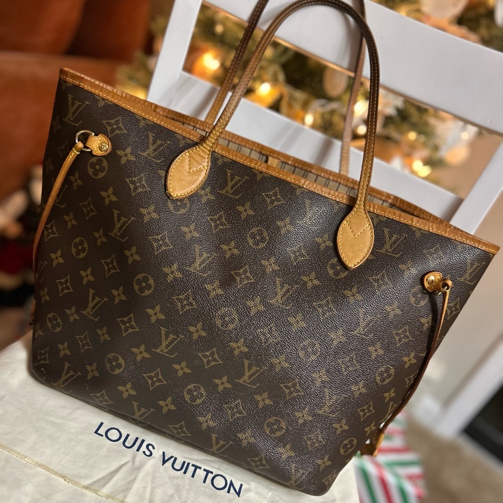 Louis Vuitton Neverfull MM